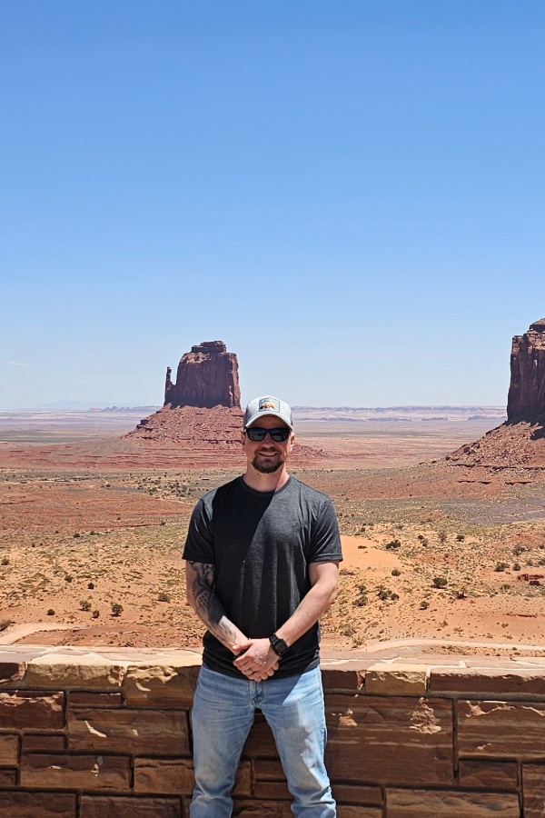 Cruise Brothers Travel Agent Nicholas Reeves